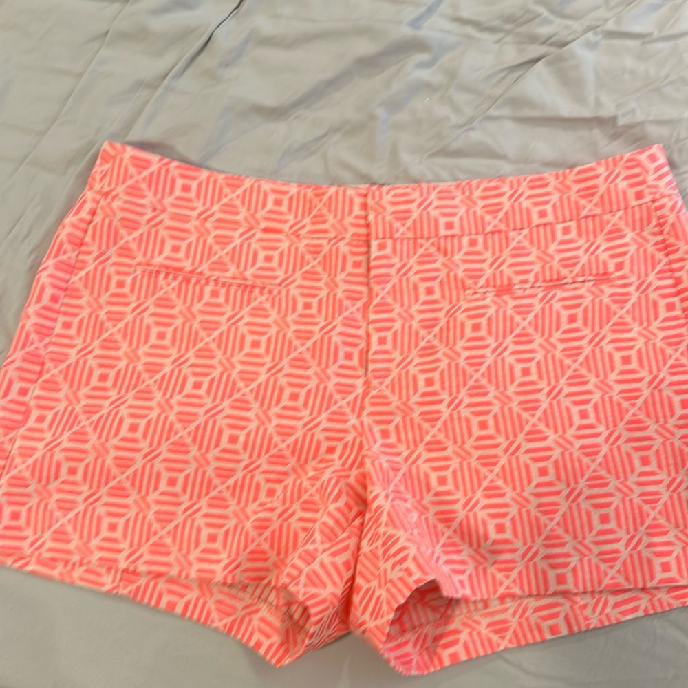 Gap coral pink pattern shorts. Great condition. Worn Ix. Selling matching blazer